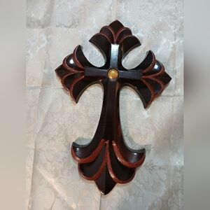 NWOT Elegant Brown & Brick Colored Wall Cross Decor